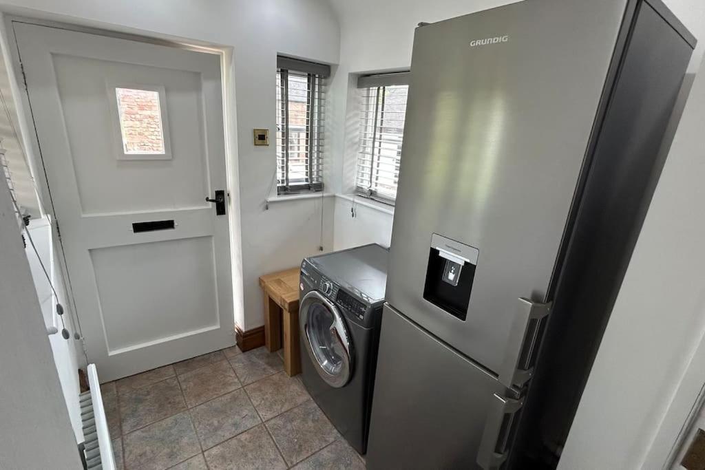 Holiday home Character 3 Bed Peak District Near Alton Towers, Polar Bears, Chatsworth House *